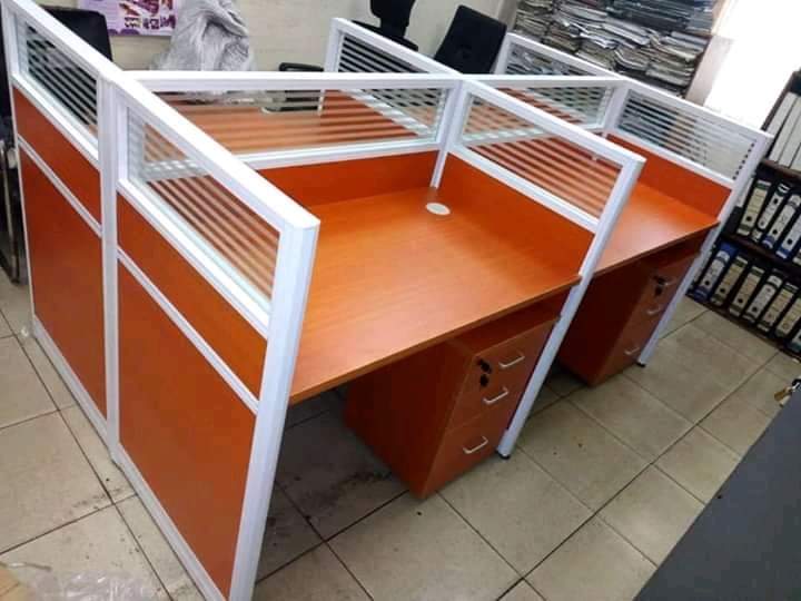 4 Seater Workstation - Image 2